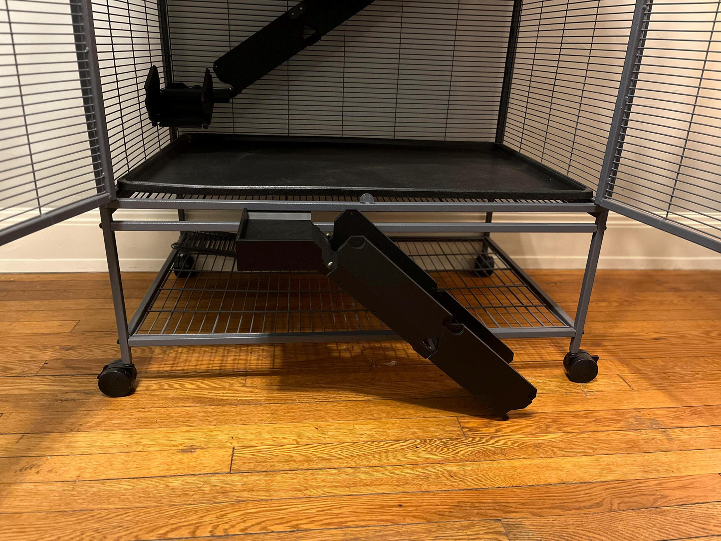 Ramps with Railings for Caged Pets