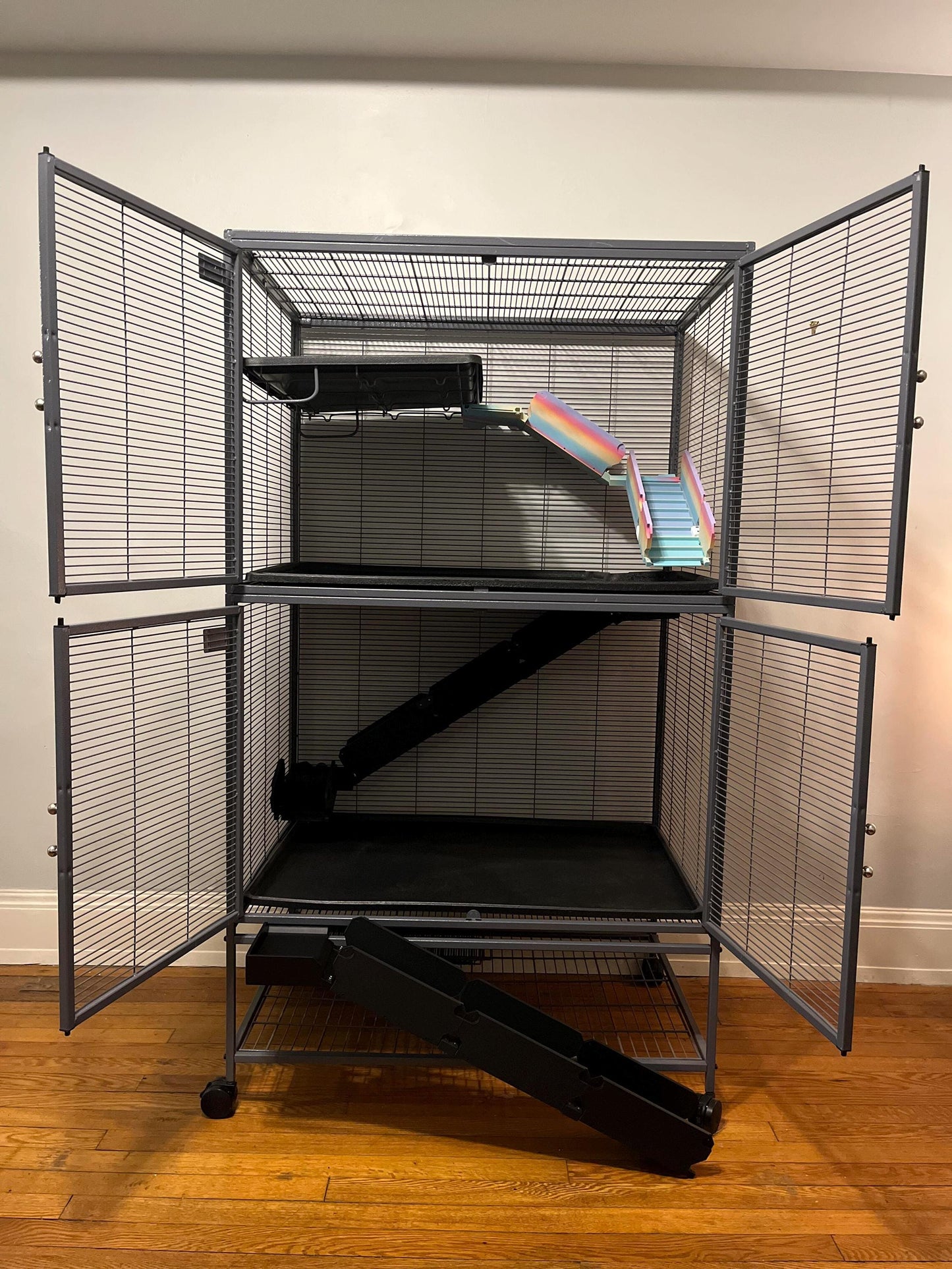 Ramps with Railings for Caged Pets