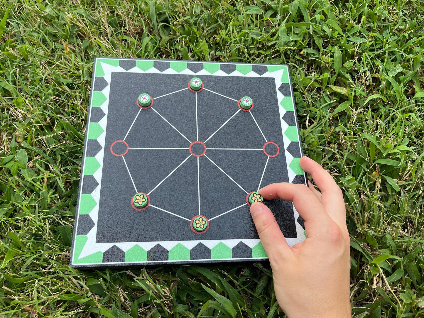 Shisima - Magnetic Board Game & Wall Art