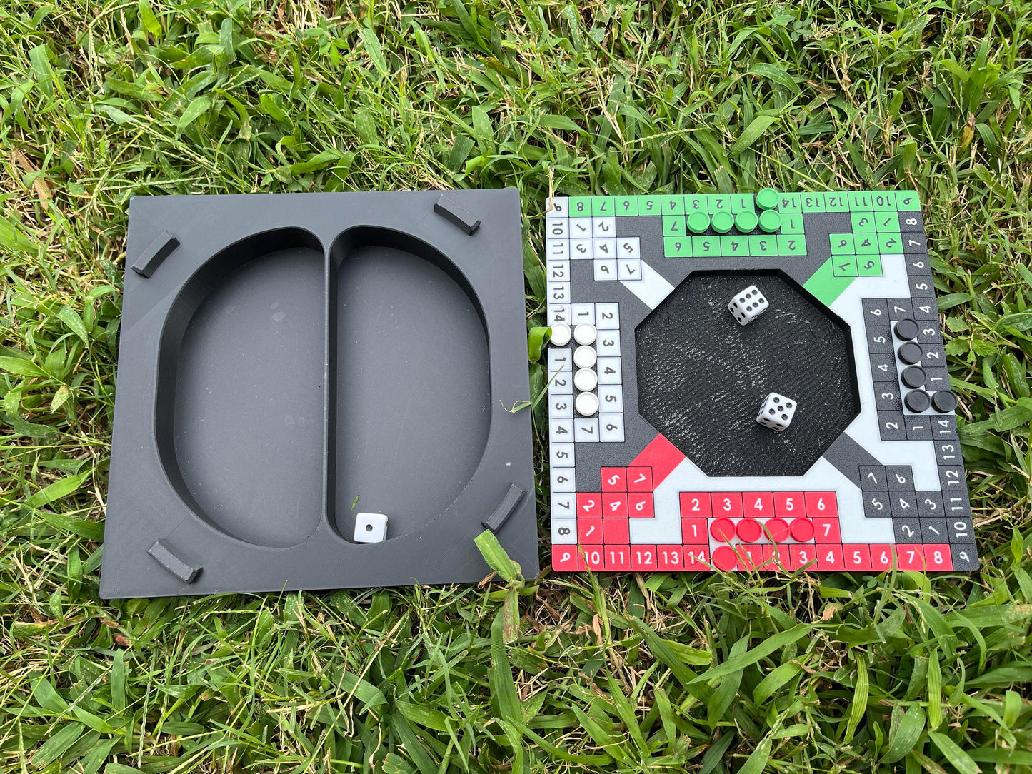 Poleana - Magnetic Board Game & Wall Art