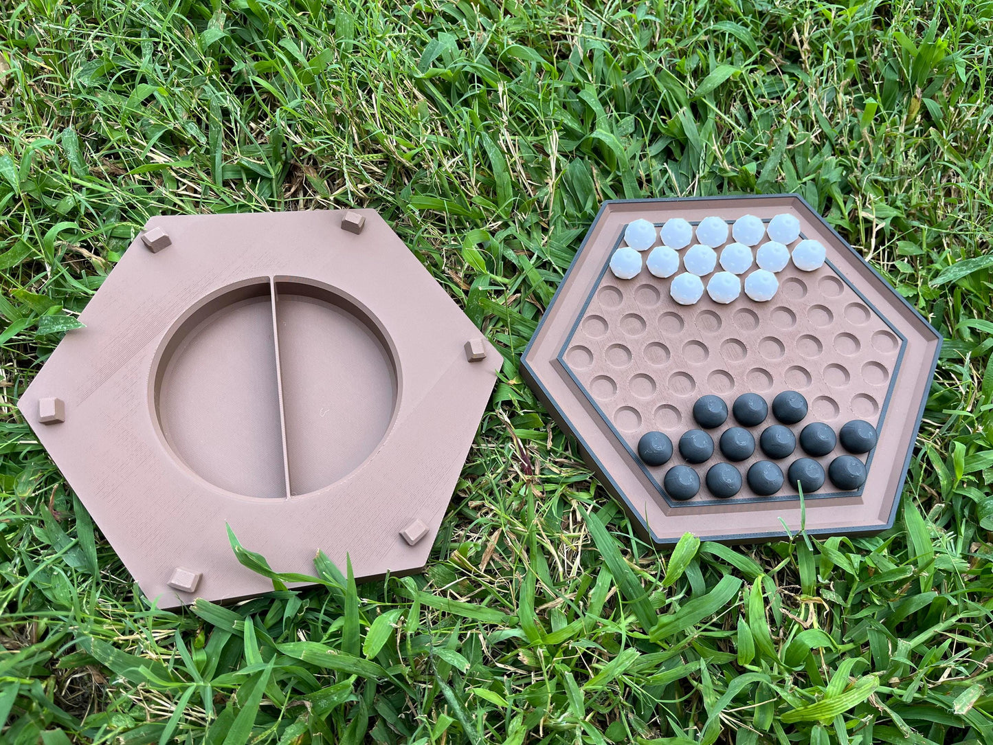 Abalone - Tactile & Magnetic Game Board