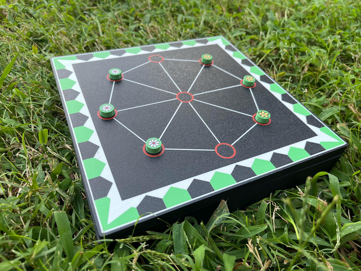 Shisima - Magnetic Board Game & Wall Art