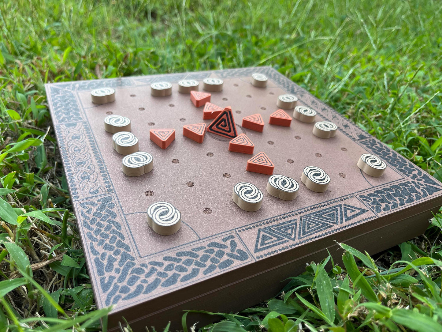 Hnefatafl - Magnetic Board Game & Wall Art