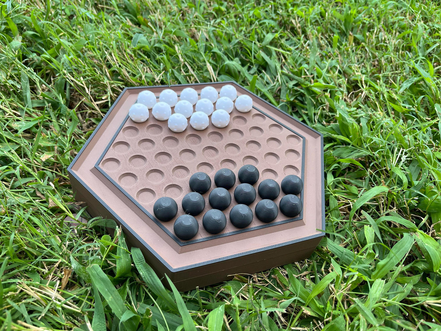 Abalone - Tactile & Magnetic Game Board