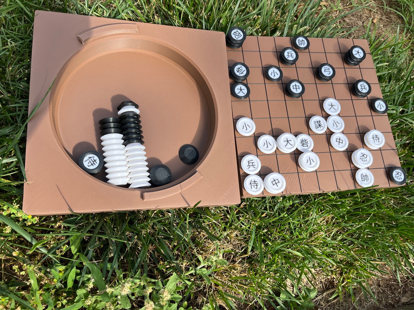 Gungi Board and Pieces: Full Magnetic Game Set